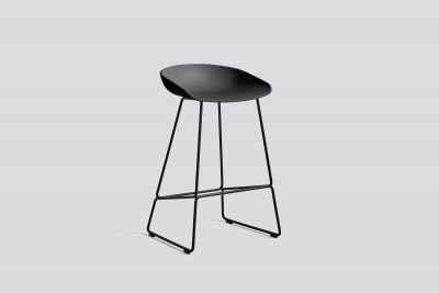 About a Stool AAS38 / AAS 38 Barhocker Niedrig Soft schwarz - Schwarz pulverbeschichtet Hay
